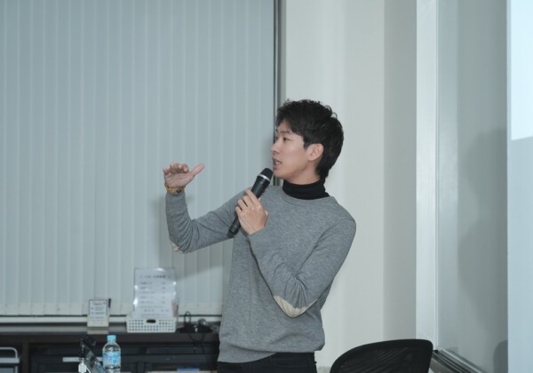 ロイヤルイエロー社長